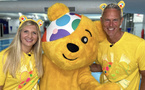 Les animateurs de BBC Radio plongent pour "Children in Need"